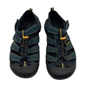 KEEN Newport Blue Waterproof outdoor Hiking Sandals Youth 4 Adjustable
